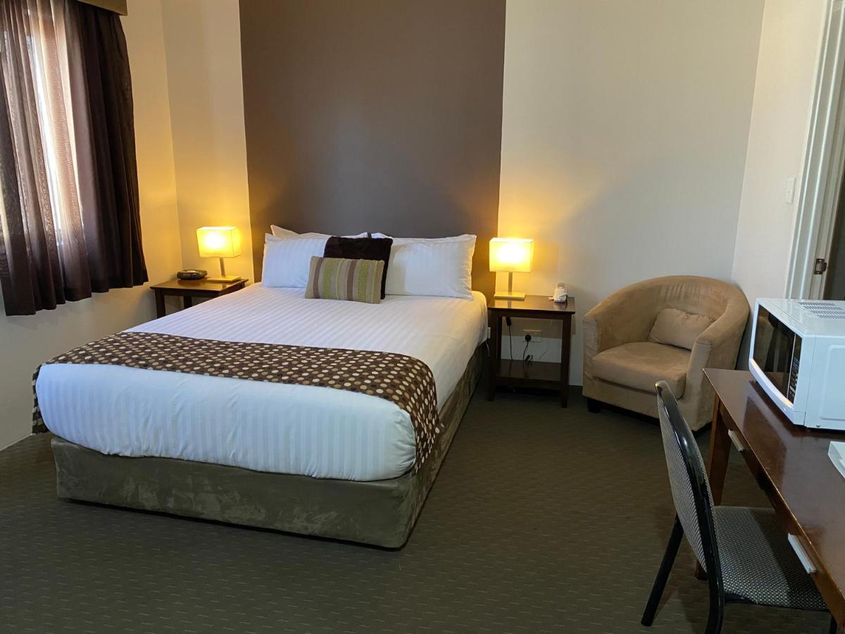 Joondalup City Hotel Perth Exteriör bild