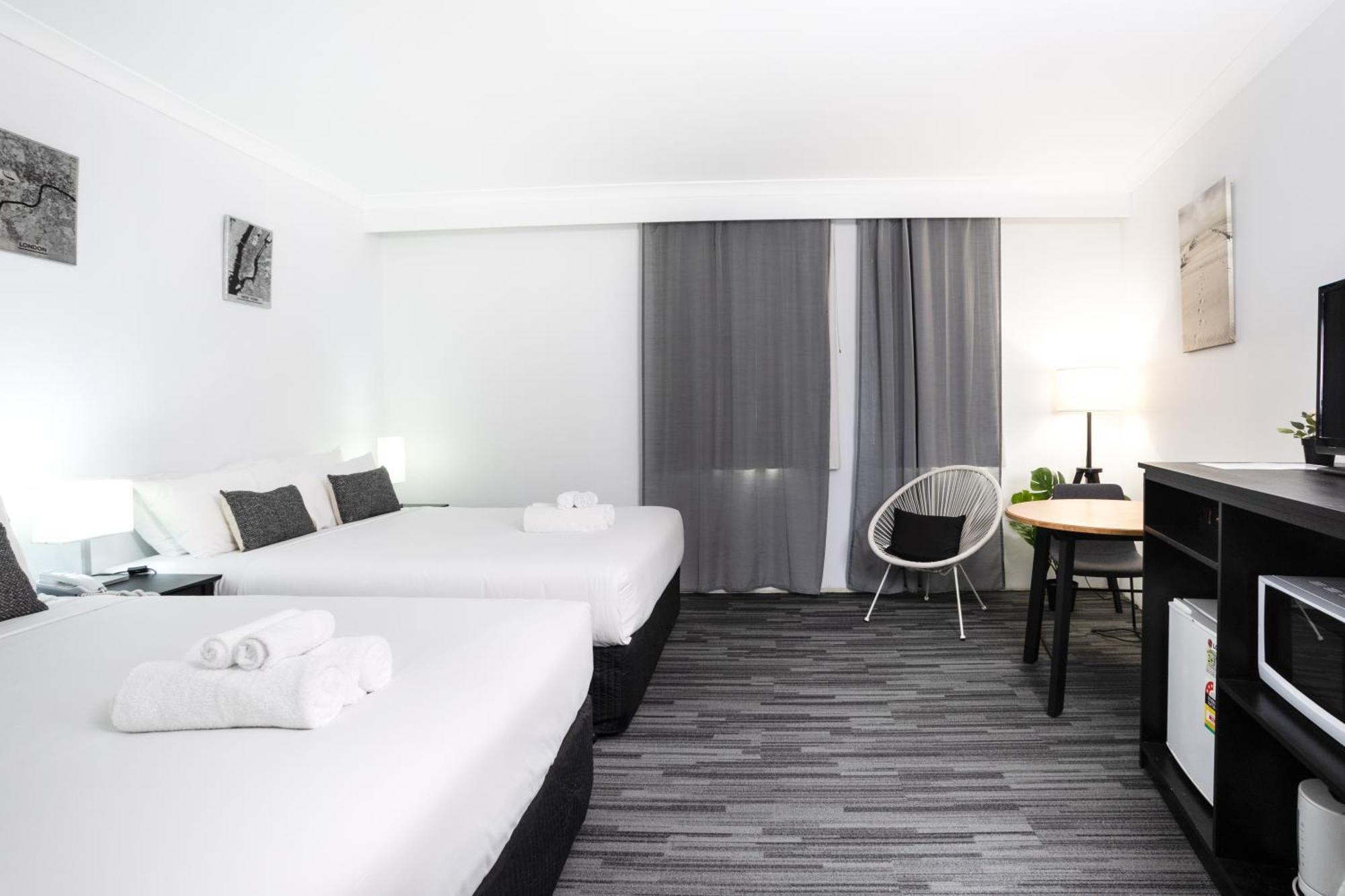 Joondalup City Hotel Perth Exteriör bild