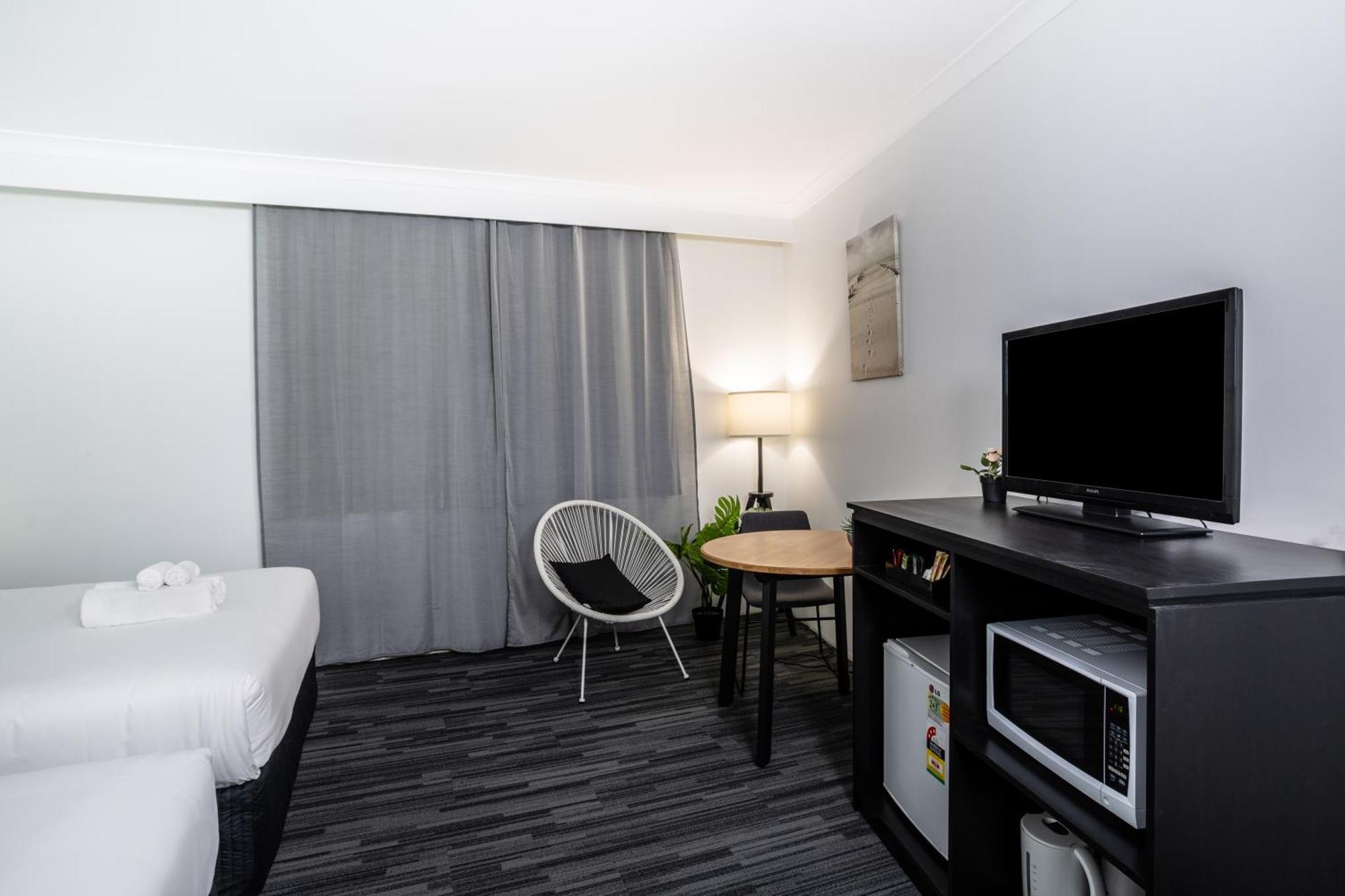 Joondalup City Hotel Perth Exteriör bild