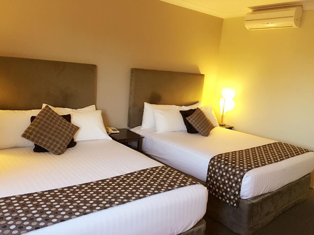 Joondalup City Hotel Perth Exteriör bild