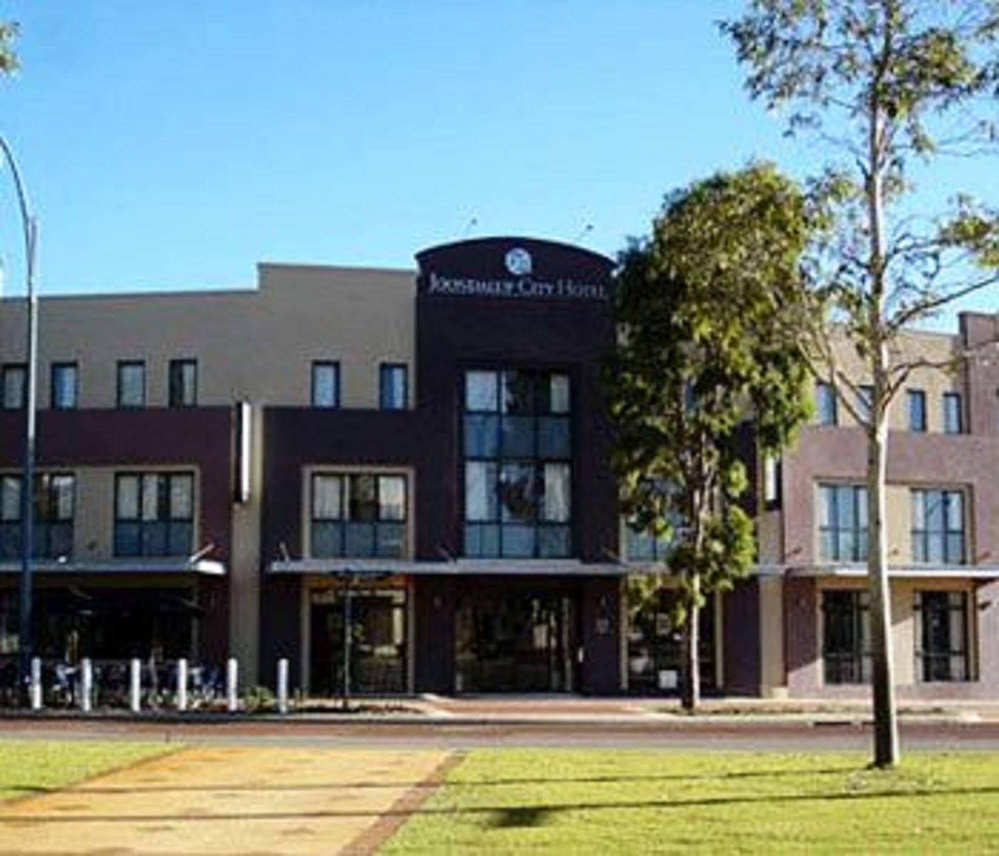 Joondalup City Hotel Perth Exteriör bild