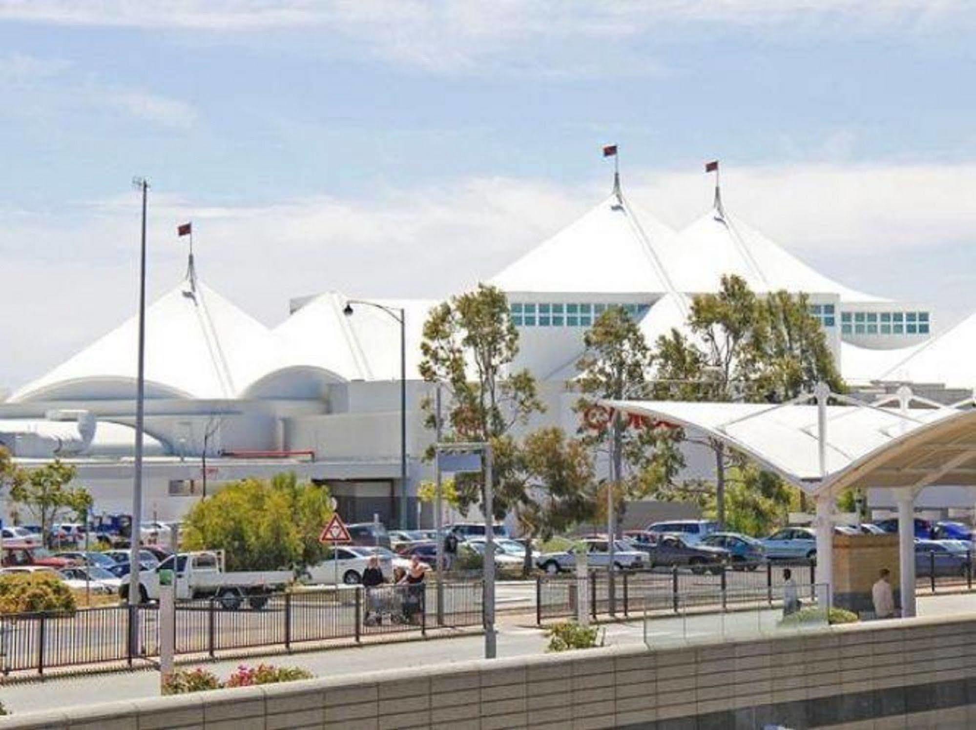 Joondalup City Hotel Perth Exteriör bild